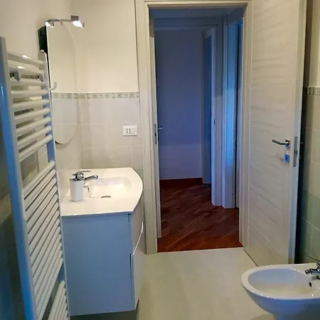 Bed & Breakfast Fonte Nuova 3*