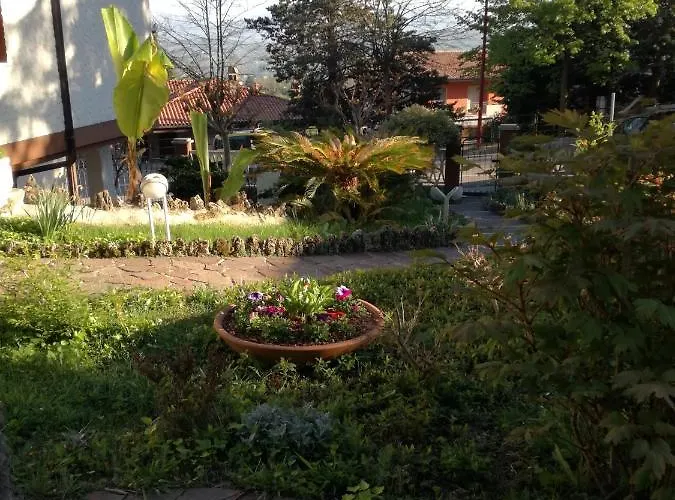 Bed and Breakfast Fonte Nuova 3*